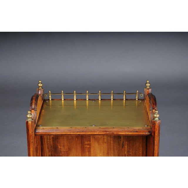 Brown Maritime Bar Table in Brass For Sale - Image 8 of 15