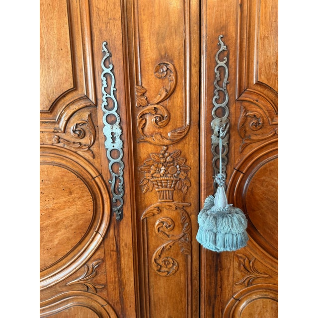 Magnificent 18th-Century French Provincial Carved Walnut Armoire — The Fox and the Stork From the Private Collection of Pierre Moulin For Sale - Image 4 of 12