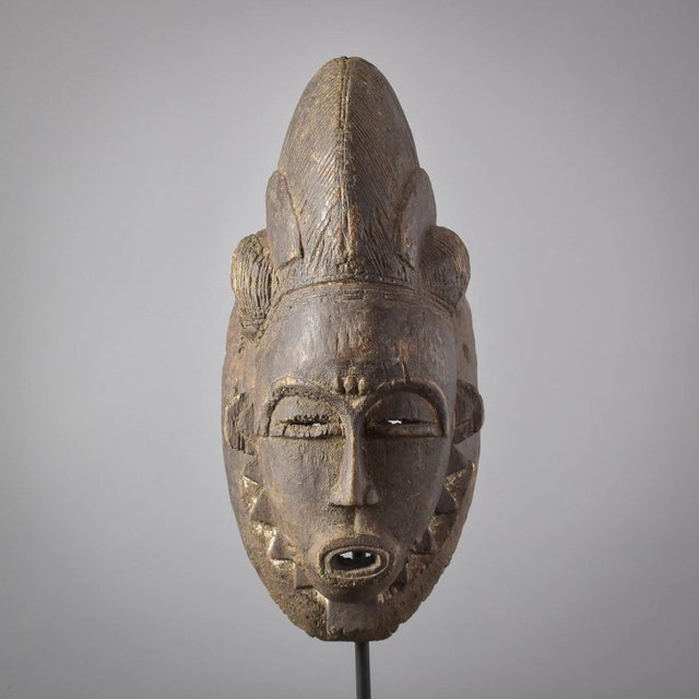 Early 20th Century Baule Portrait Mask Kpan Mblo Côte d'Ivoire For Sale In Denver - Image 6 of 12