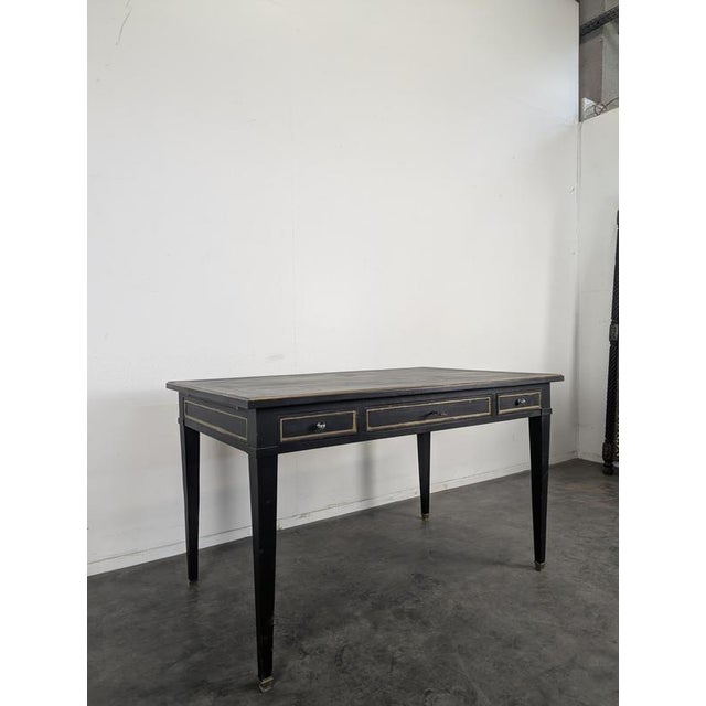 Large Louis XVI Flat Desk in Black Lacquered and Gold Trim For Sale - Image 3 of 10