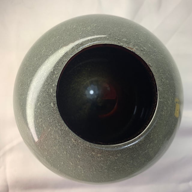 Petite Vintage Murano Peleguso Round Vase With Burgundy and Gold Flakes Interior For Sale In Chicago - Image 6 of 7