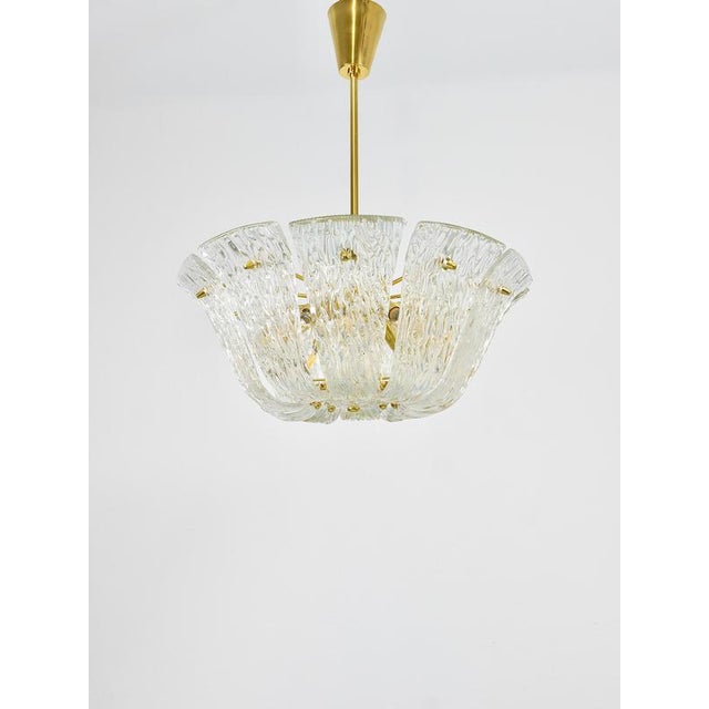 Large Vintage Curved Basket Pendant Light in Brass and Textured Glass by J. T. Kalmar for Kalmar, Vienna, 1950 For Sale - Image 13 of 18