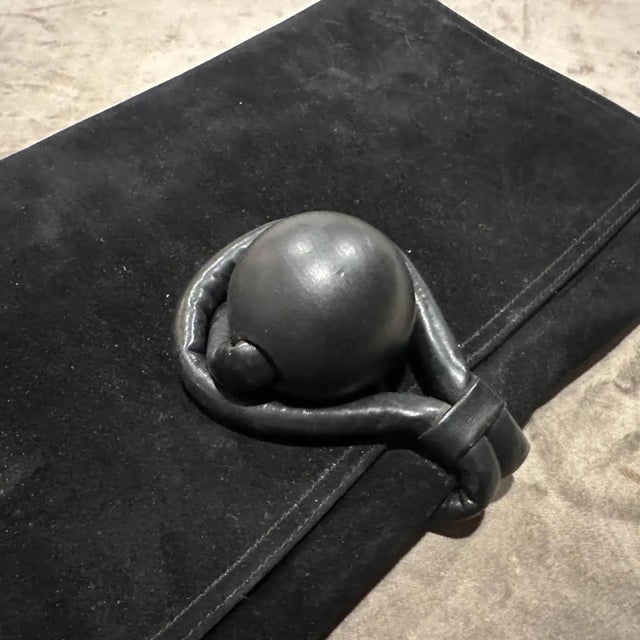 Black 1980s Black Leather and Suede Italian Clutch by Rodo For Sale - Image 8 of 12