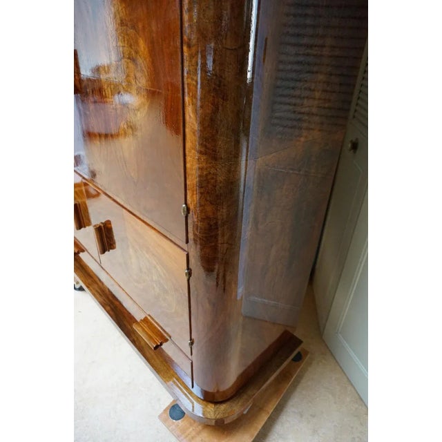 Art Deco Walnut Display Cabinet with Secret Compartment by Jindřich Halabala, 1930s For Sale - Image 18 of 18