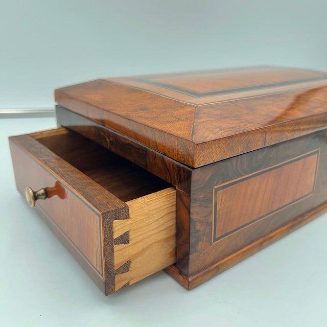 Biedermeier Jewelry Box in Walnut, Ebony, Maple, South Germany, 1830s For Sale - Image 12 of 18
