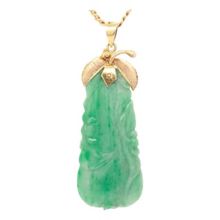 Vintage Chinese 14k Gold & Jade Figural Plum Pendant Necklace For Sale