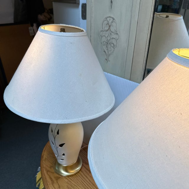 Off-white Late 20th Century French Country Countryside Leaf Motif Ceramic Table Lamps, Pair For Sale - Image 8 of 12