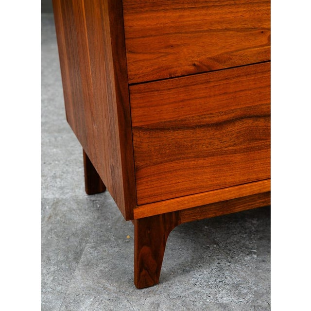 1960s Credenza Dresser 6 Drawer Ace Hi Solid Walnut Brass Handles, Attributed For Sale - Image 9 of 12