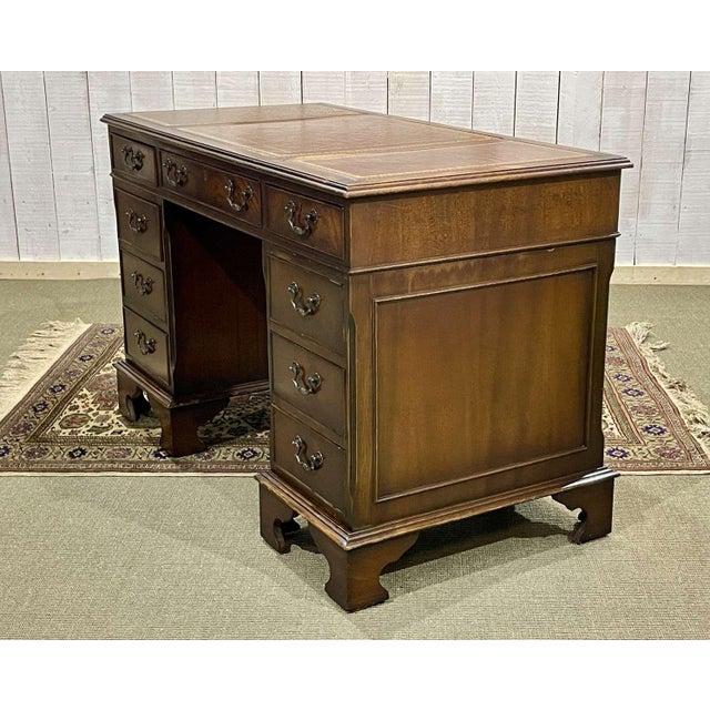 English Desk with Mahogany Pedestals and Leather Top, 1950s For Sale - Image 6 of 18