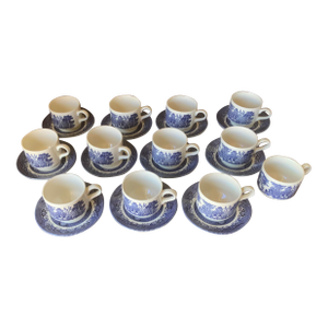 1970s Churchill Blue Willow Tea/Coffee Cup & Saucers for 12 - 23 pcs