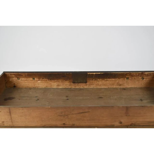 18th Century Chippendale Maple and Mahogany Kneehole Desk For Sale - Image 9 of 9