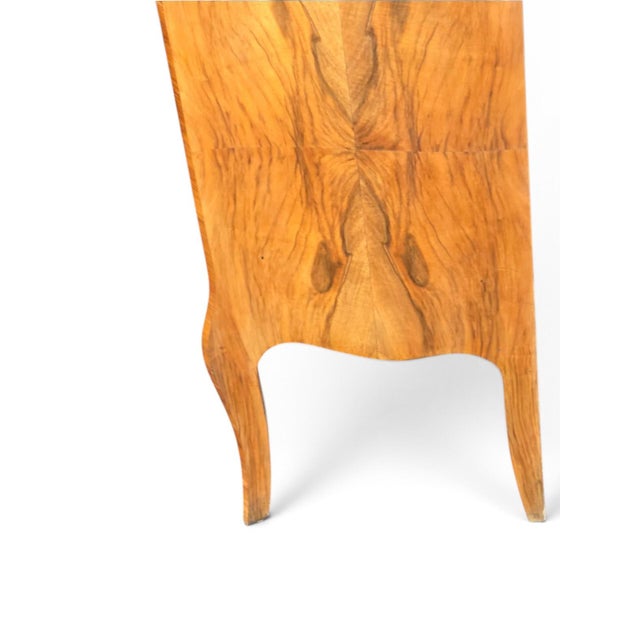 Pair of Italian Bookmatch Walnut Bedside Cabinet/ Nightstand. For Sale - Image 13 of 18