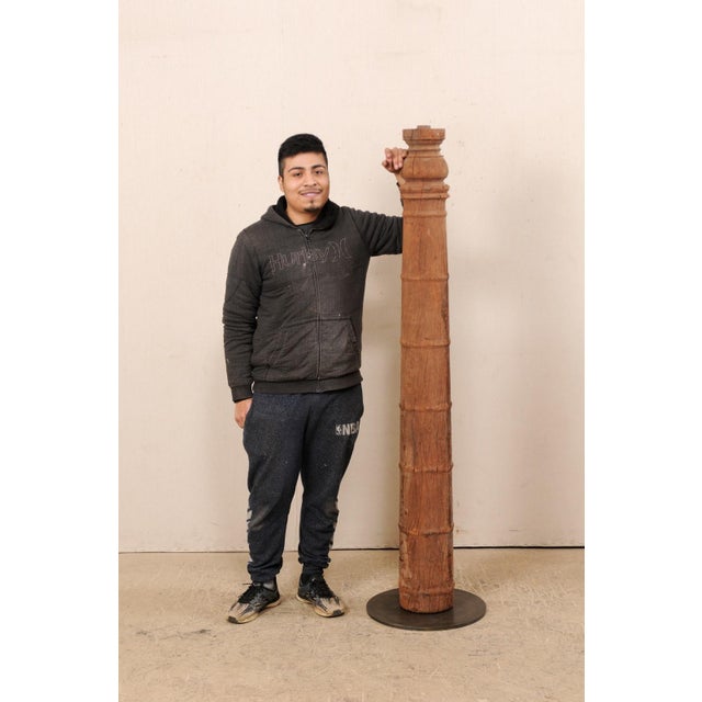English 19th Century British Colonial Carved Wood Column on Stand For Sale - Image 3 of 11