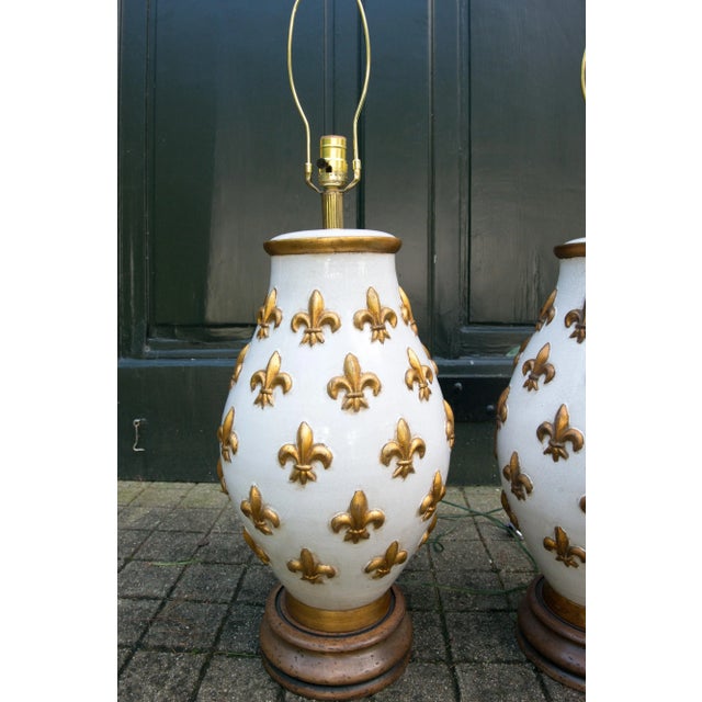 Wood 1960s Large Ceramic Fleur De Lis Lamps - A Pair For Sale - Image 7 of 13