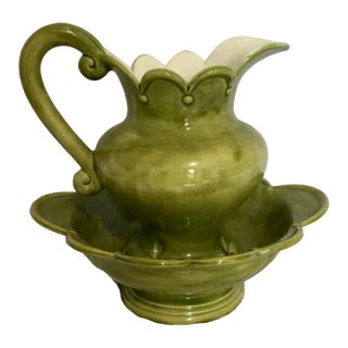 Vintage Ceramic Pitcher and Wash Bowl Set – Apple Green – Scalloped Edge For Sale