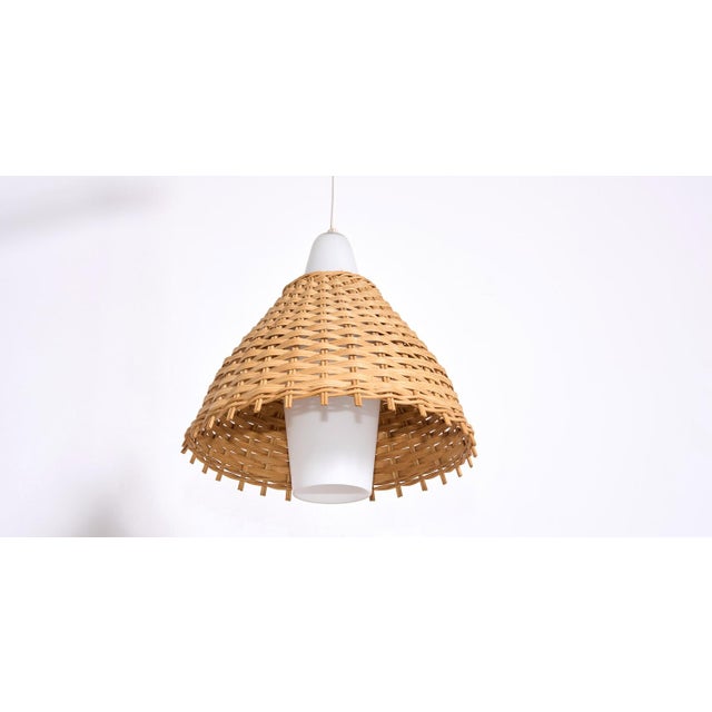 Wood Vintage Pendant Light in Glass & Rattan For Sale - Image 7 of 7