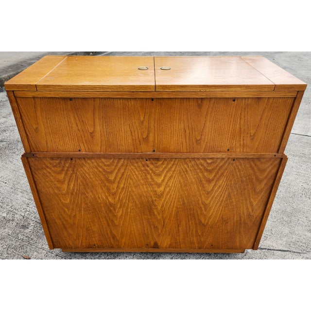 1990s Lexington Sideboard Dry Bar For Sale In Miami - Image 6 of 14