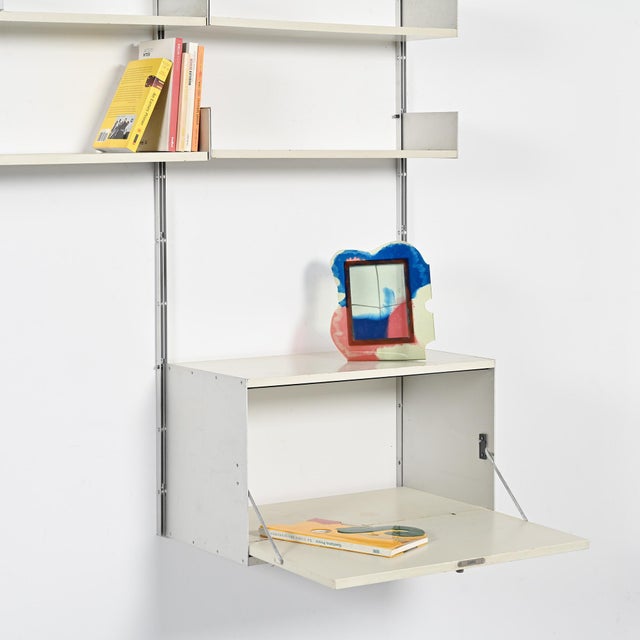 Wall-Mounted Bookcase 606 by Dieter Rams for Vitsoe, 1970 For Sale - Image 14 of 16