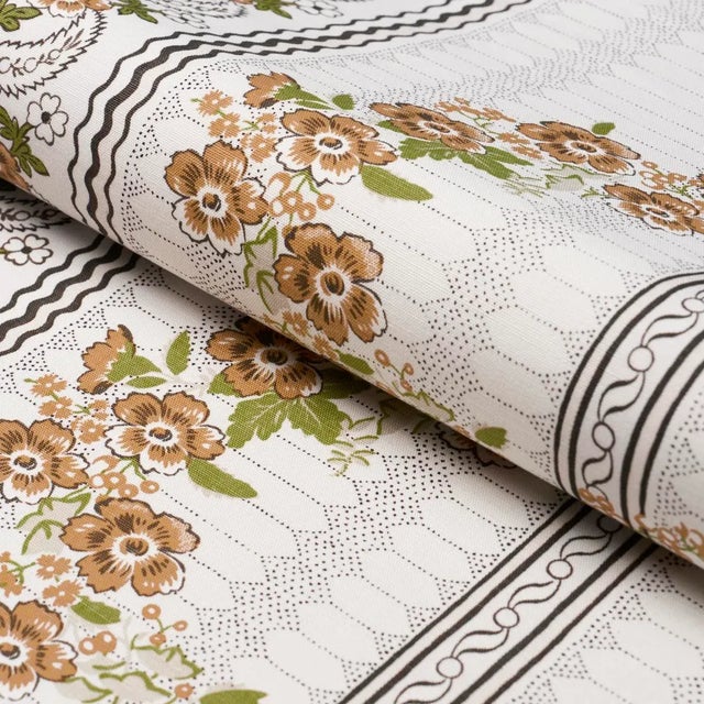 Schumacher SAMPLE - Schumacher X Rita Konig Serena Garland Fabric In Ochre For Sale - Image 4 of 5