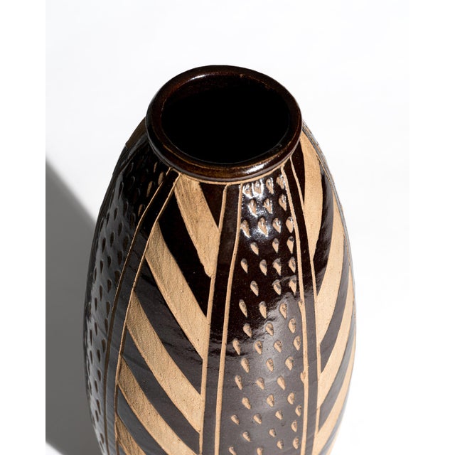 1960s Sgraffito Relief Ceramic Floor Vase by Anton Piesche & Reif, 1960s For Sale - Image 5 of 8