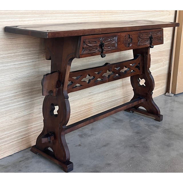 Early 19th Century 19th Pair of Solid Walnut Baroque Lyre-Leg Trestle Nightstands With Drawer For Sale - Image 5 of 11