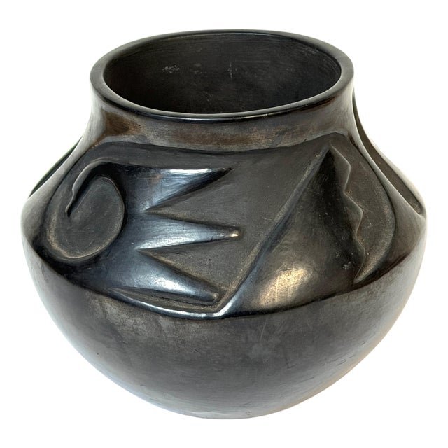 Signed Santa Clara Pueblo Carved Blackware Vase, Juanita Pueblo, Mid 20th C. For Sale