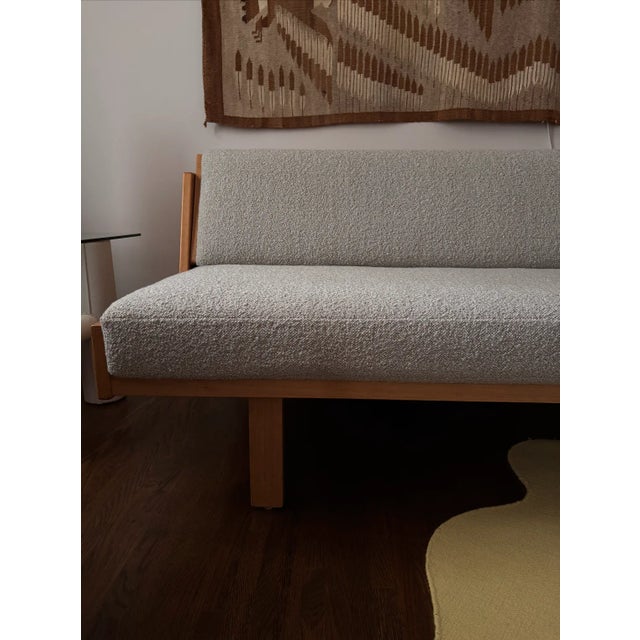Mid-Century Modern Hans Wegner Ge 258 Daybed For Sale - Image 3 of 6