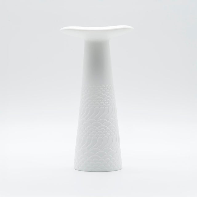 Modernist Bisque Porcelain Vases by Manfred Frey for AK Kaiser, Germany, 1970s, Set of 3 For Sale - Image 13 of 18