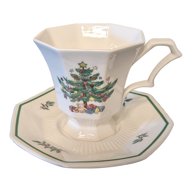 1980s Nikko Christmastime Octagonal Cup and Saucer Set For Sale