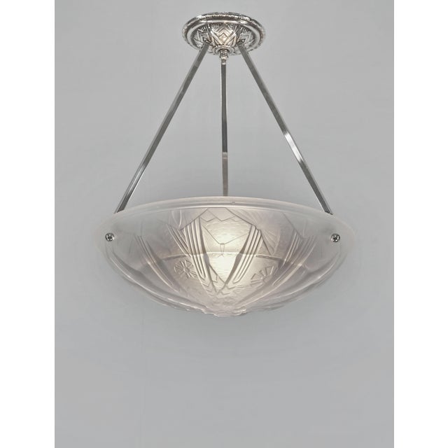 Art Deco French Art Deco Pendant Light by Muller Freres - 1930s Geometric Butterfly Glass & Nickel For Sale - Image 3 of 10