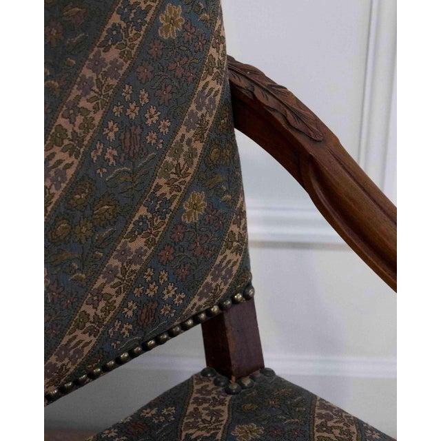 French Pair of French Walnut Armchairs with X-Form Crossbars, Circa 1900 For Sale - Image 3 of 11