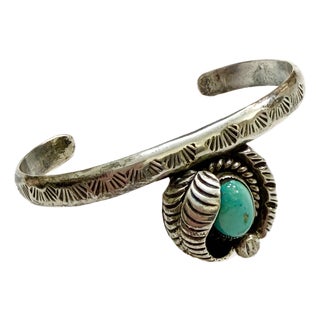 Vintage Southwest Navajo Style Sterling Silver Stamped Turquoise Leaf Cuff Bracelet For Sale