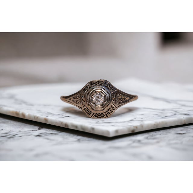 Contemporary The Davis Drive: Art Deco Engagement Ring in White Gold For Sale - Image 3 of 11