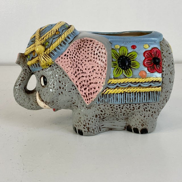 Pink 1978 Vintage Americana Folk Art Elephant Planter, Signed Tammy Fisher. For Sale - Image 8 of 8