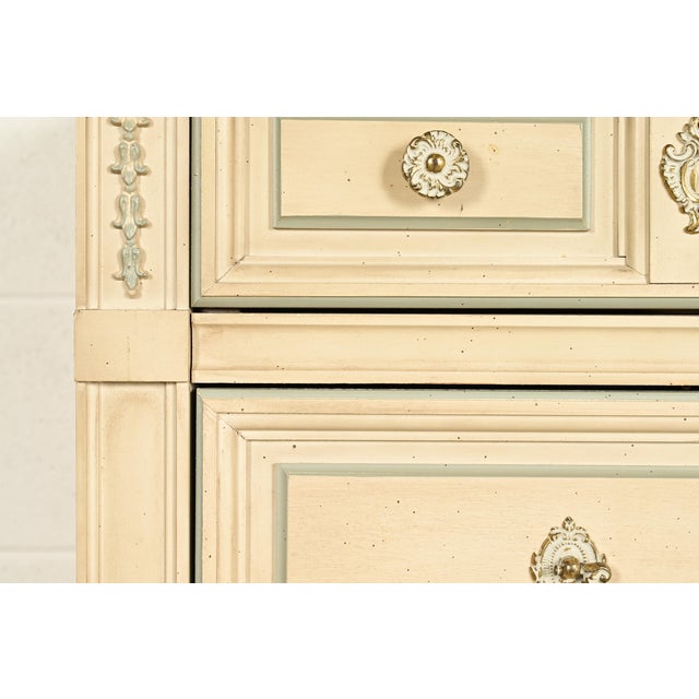 John Widdicomb Style French Regency Louis XVI Cream Lacquered Lingerie Chest or Semainier, Circa 1960s For Sale - Image 11 of 18