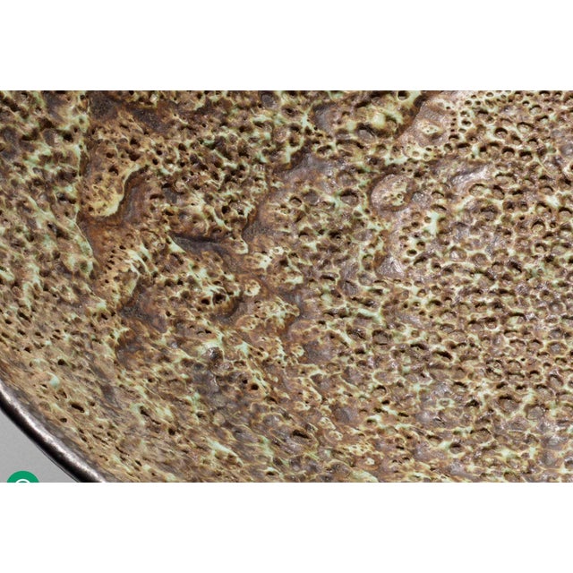 1950s Gertrud and Otto Natzler Pale Green & Black Crater Bowl, 1956 (Lacma Exhibited) For Sale - Image 5 of 6