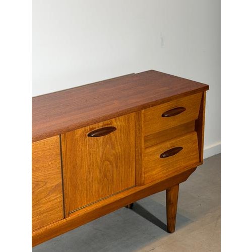 Mid-Century Modern Teak Sideboard from Jentique For Sale - Image 10 of 12