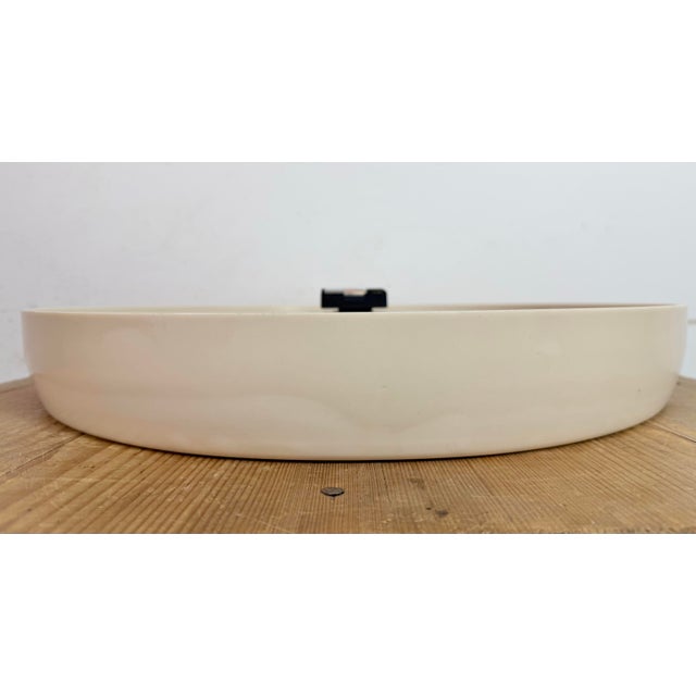 Large Industrial Bakelite Factory Wall Clock from Pragotron, 1960s For Sale - Image 17 of 18