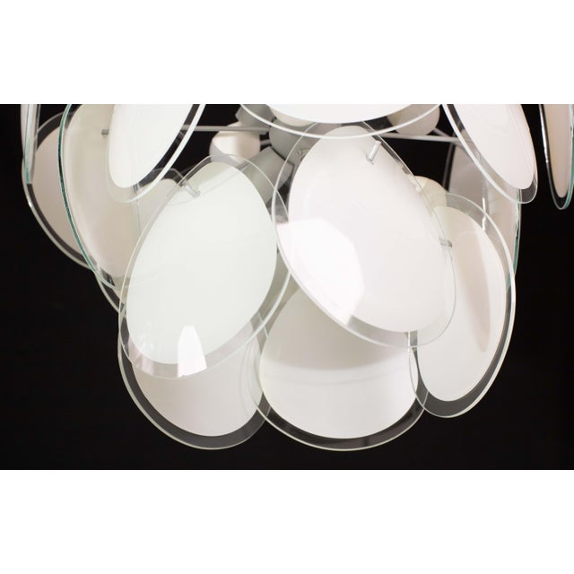 Vistosi White Murano Glass Teardrop-Shaped Discs Chandelier, Italy, 1970s For Sale - Image 14 of 15