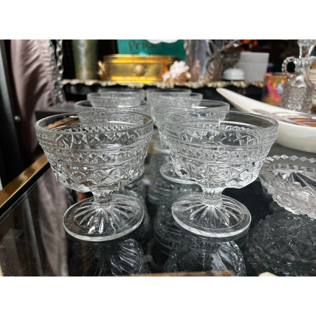Glass 1970s Mid Century Modern Collection of Crystal Detailed Glasses- Set of 8 For Sale - Image 7 of 7