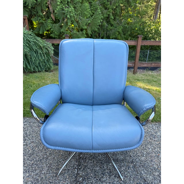 Ekornes ASA Ekornes Stressless City Low-Back Recliner Chair With Standard Base For Sale - Image 4 of 10