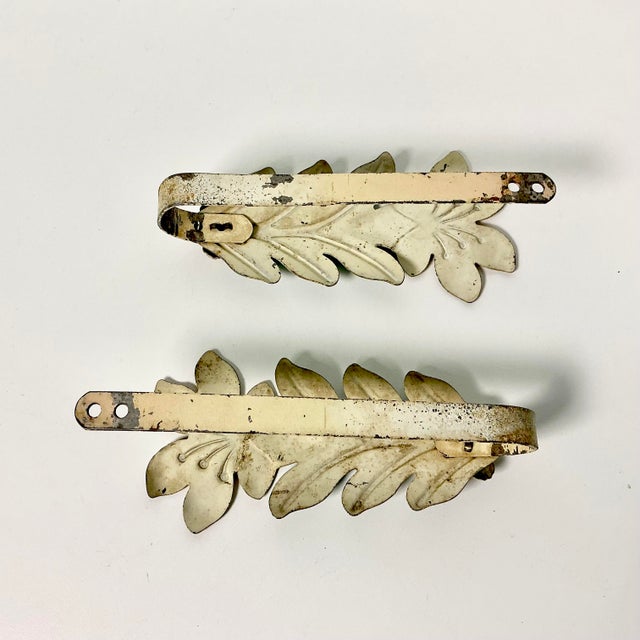 Asparagus 1920s Antique Italian Boho Chic Hollywood Regency Flora Tole Tiebacks - Set of 2. For Sale - Image 8 of 8
