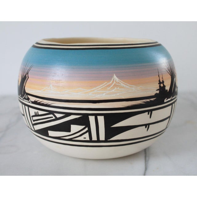 Vintage Native American Navajo Pottery Bowl Signed For Sale In Milwaukee - Image 6 of 10