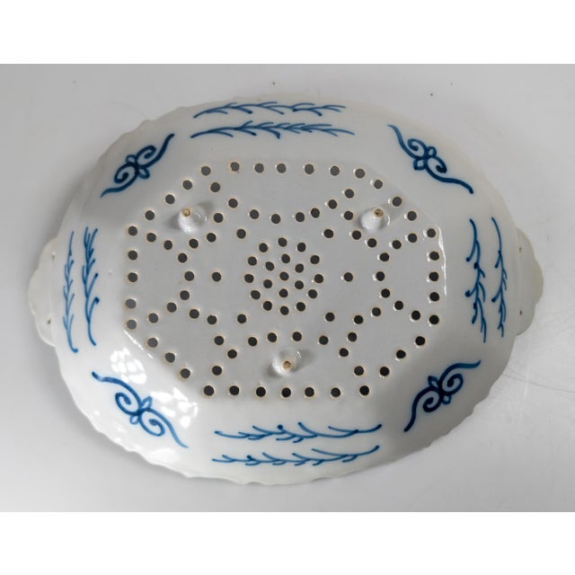 19th Century Dutch Delft Faience Bowl With Polychrome Pierced Design For Sale - Image 15 of 16