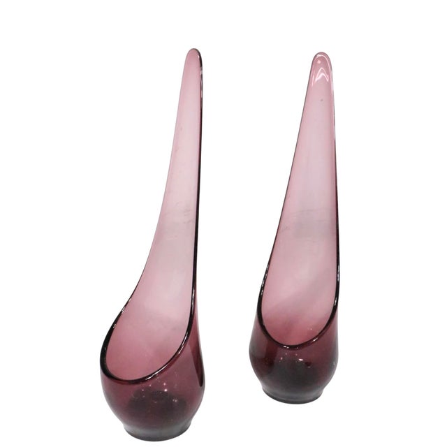 Viking Glass Company Pair of Mid 20th Century Purple Viking Glass Company Taperglow Glass Candlesticks For Sale - Image 4 of 11