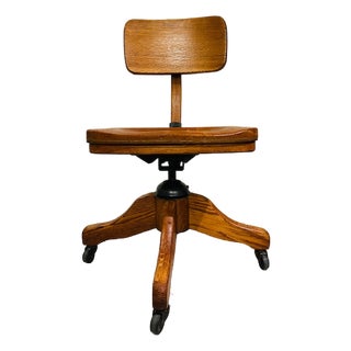 1930s Vintage Oak Stenographer Chair With Adjustable Back, Swivel Seat & Patented Base For Sale