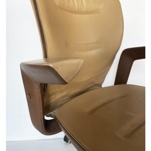 Beige Swivel Office Chair from Poltrona Frau, 2000s For Sale - Image 8 of 11