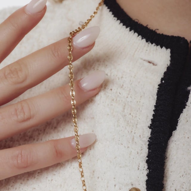 Vintage 18k Yellow Gold Mariner Link Chain For Sale In Los Angeles - Image 6 of 7