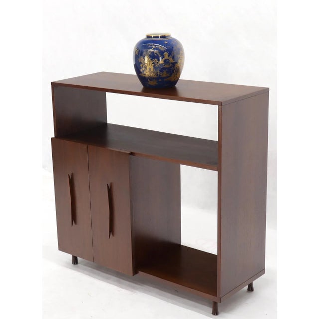 Mid 20th Century Walnut Mid-Century Modern Accordion Door Entry Hall Cabinet For Sale - Image 10 of 11