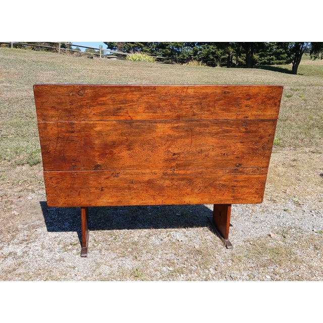 Antique New England Primitive Pine Hutch Table 1820s For Sale - Image 4 of 17